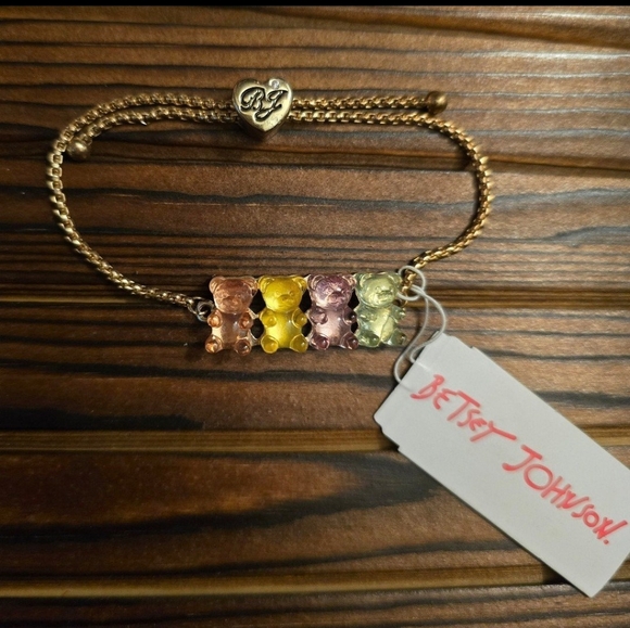 Betsey Johnson Gummy Bear Adjustable Bracelet! NWT! - Picture 6 of 11